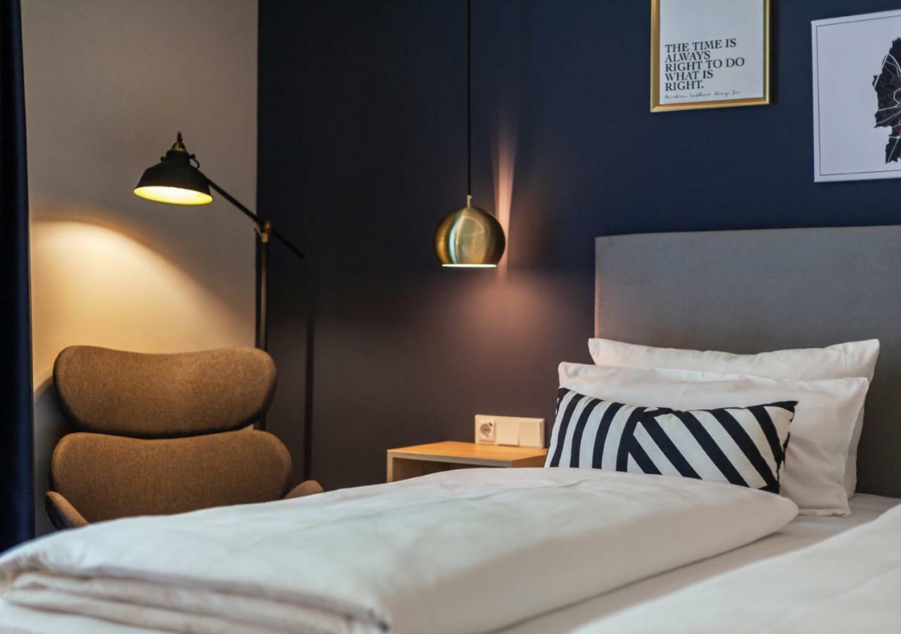 Hotel Wittorf Ноймюнстер Екстер'єр фото